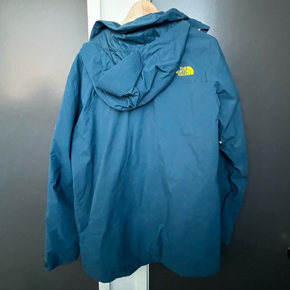 The North Face Summit Series Jacket - Picture 4 of 4